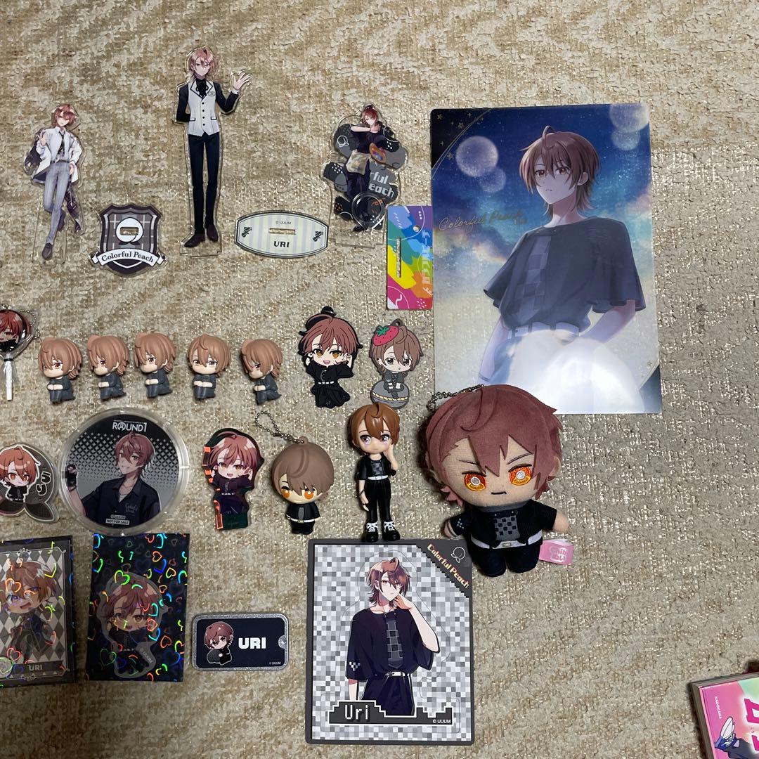 カラフルピーチうり＋おまけ(うちわなど)