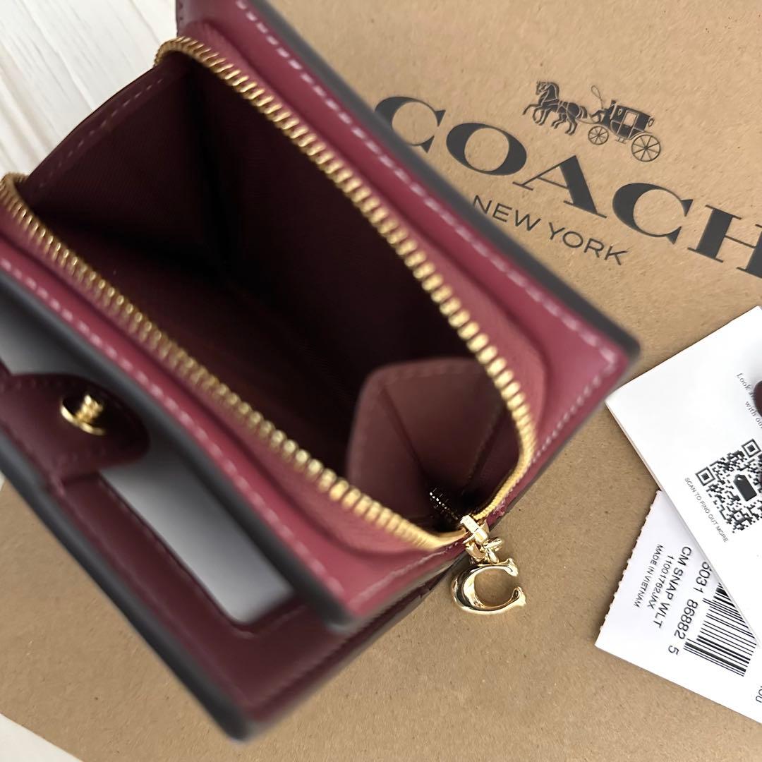 COACH コーチ　折り財布　ピンク　二つ折り財布 COACH柄