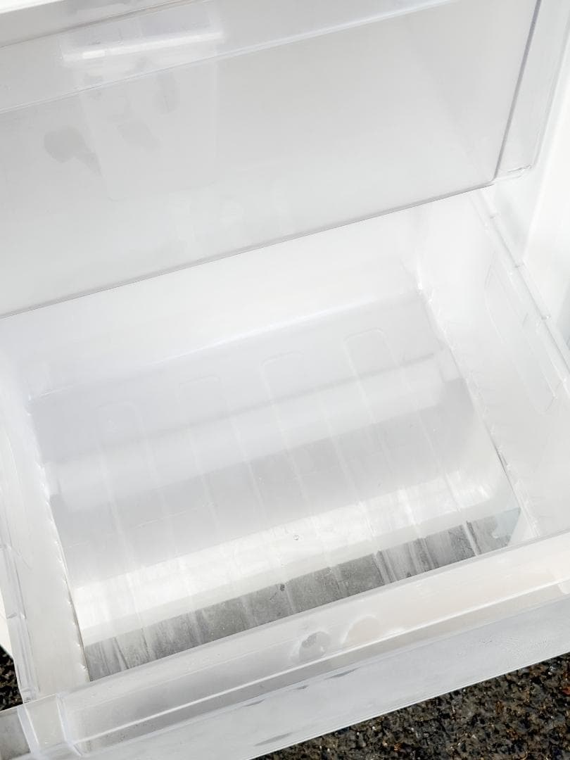 2023年製 SHARP 230L 冷蔵庫 SJ-BD23K-W 美品 動作良好