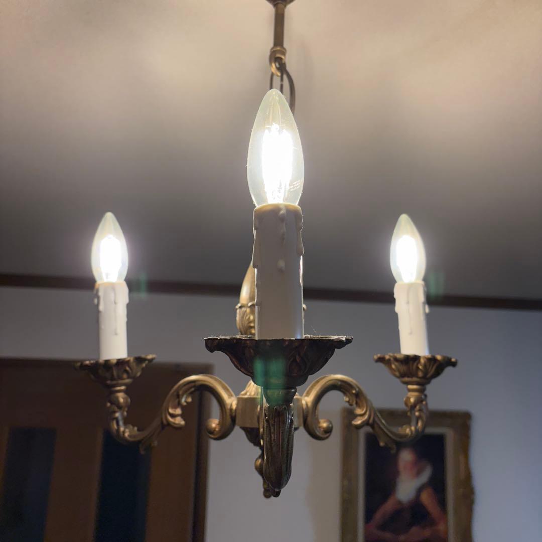 ゴールドシャンデリア フランス製3灯 クラシックスタイル