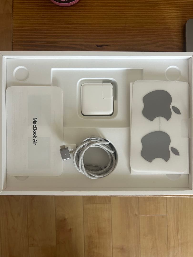 (美品)Apple MacBook 13インチ M3 8GB
