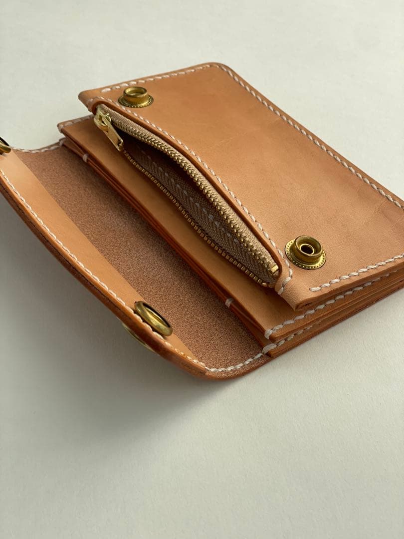 ミドルトラッカーウォレット｜三層タイプ｜本革（牛革）ヌメ革 ×手縫い ×真鍮金具