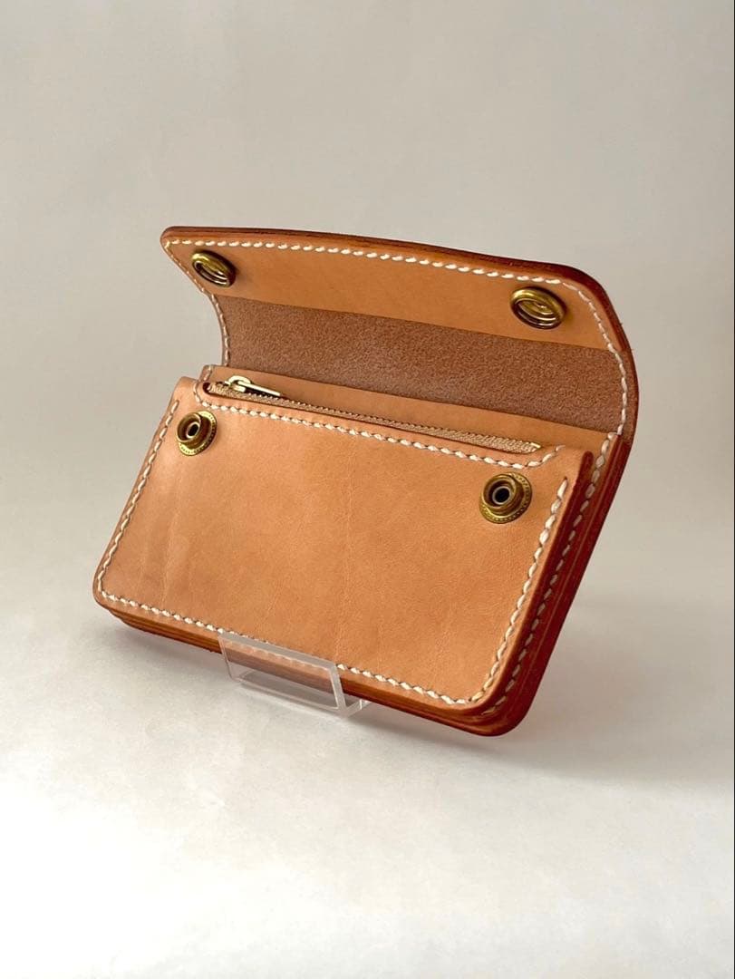 ミドルトラッカーウォレット｜三層タイプ｜本革（牛革）ヌメ革 ×手縫い ×真鍮金具