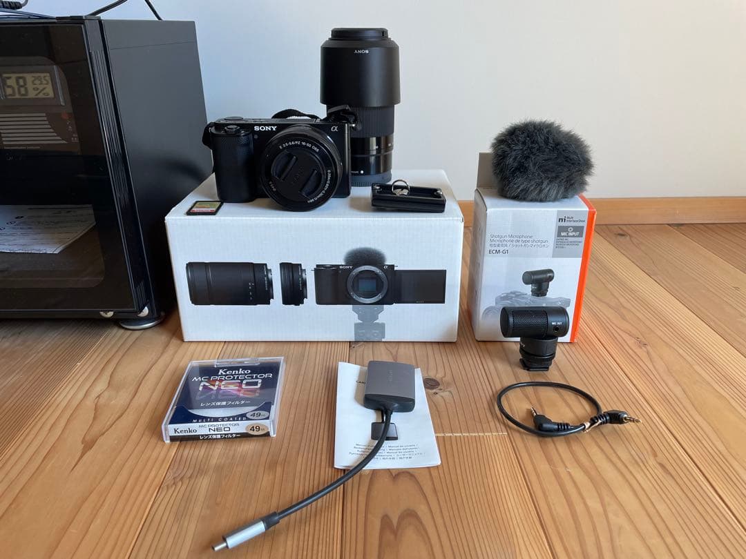 SONY VLOGCAM ZV-E10 ズームレンズキット