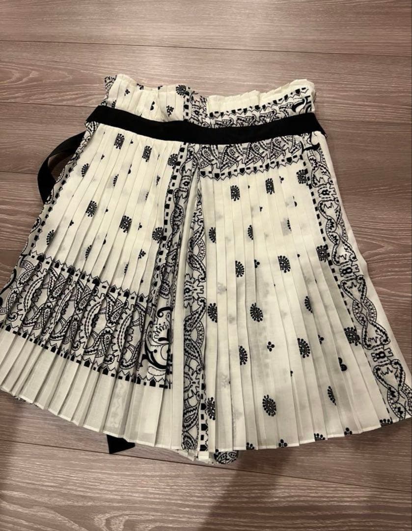 sacai バンダナ柄スカート