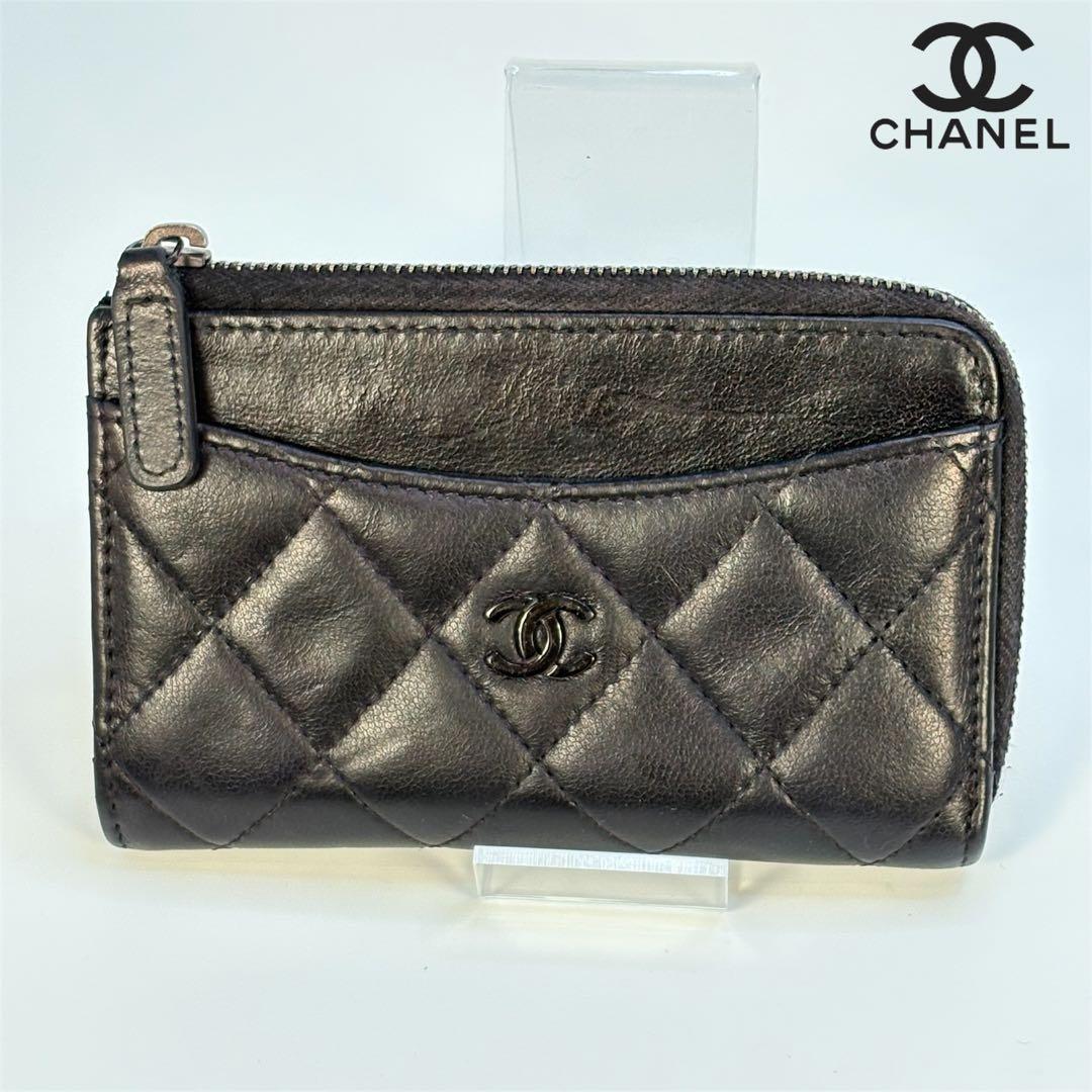 A129 CHANEL【極美品】 超人氣 マトラッセ フラグメントケース 黒ロゴ
