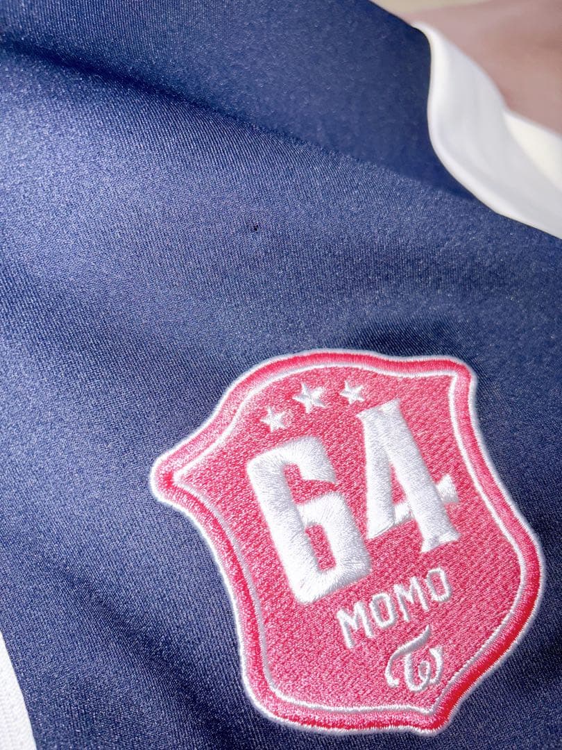 TWICE MOMO ユニフォーム