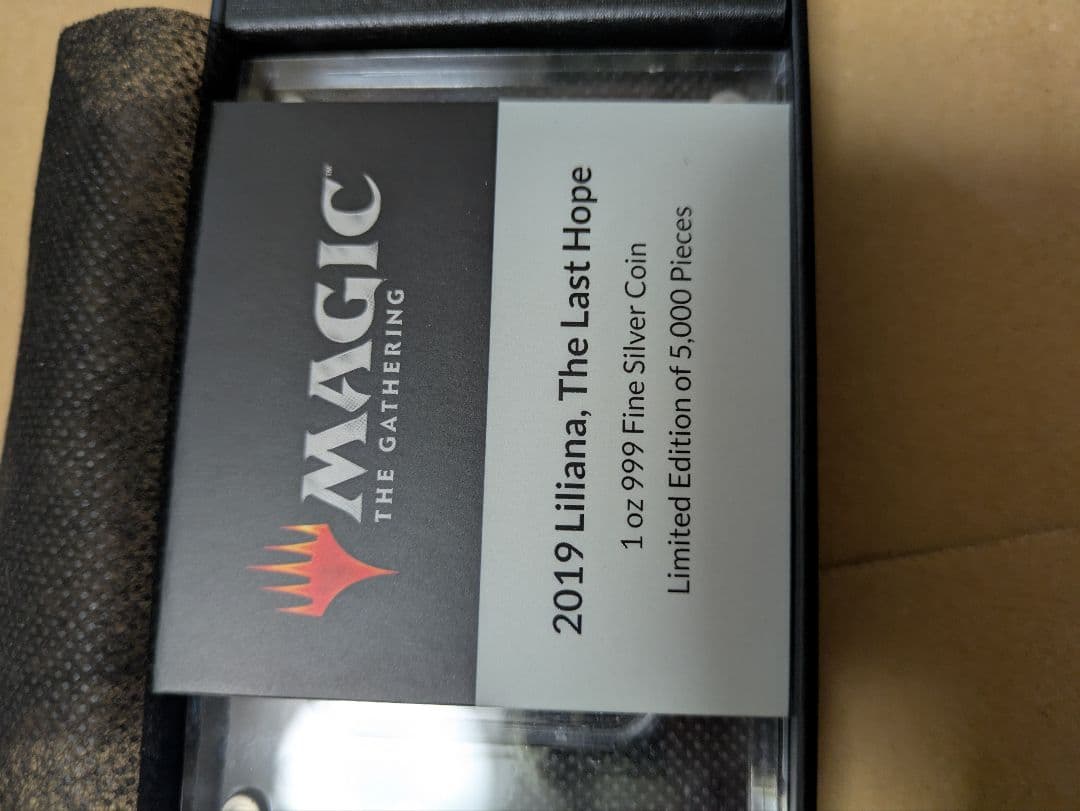 マジックザギャザリング　リリアナ　1オンス純銀