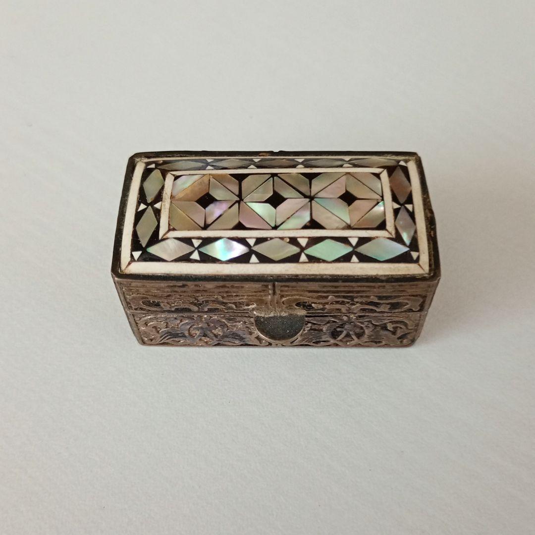 エジプト螺鈿細工 アクセサリーボックス　ピルケース
