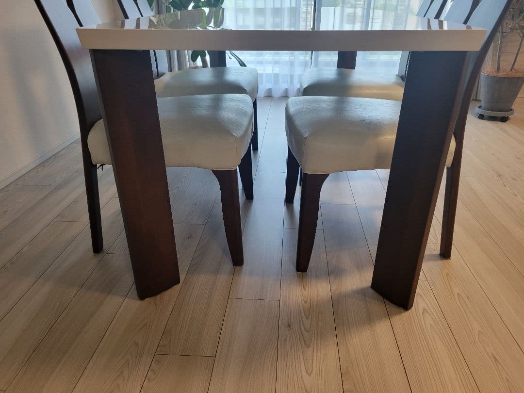 木製ダイニングテーブルセット 140cm x 85cm