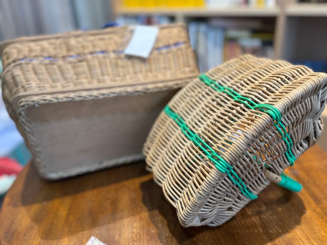 アンティークバスケット　2点セット　ヨーロッパ　ヴィンテージ