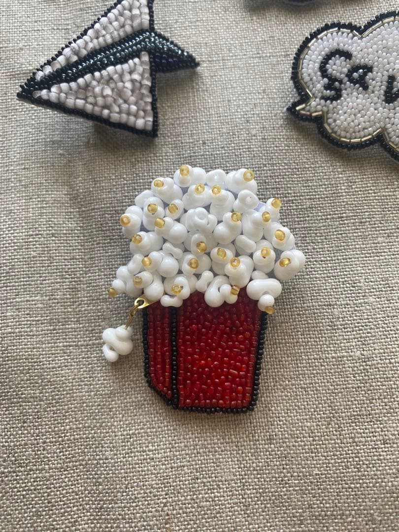 u*i様 ポップコーンブローチ