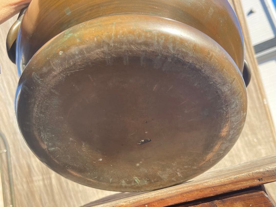 銅火鉢、火箸、天然素材 手編みバスケット