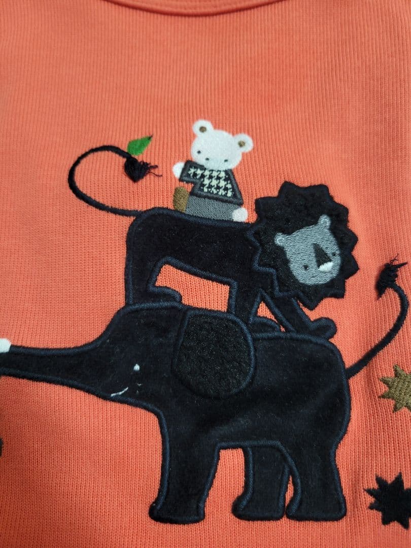 familiar　ファミリア　現行　ライオン　オレンジ　100 　トレーナー