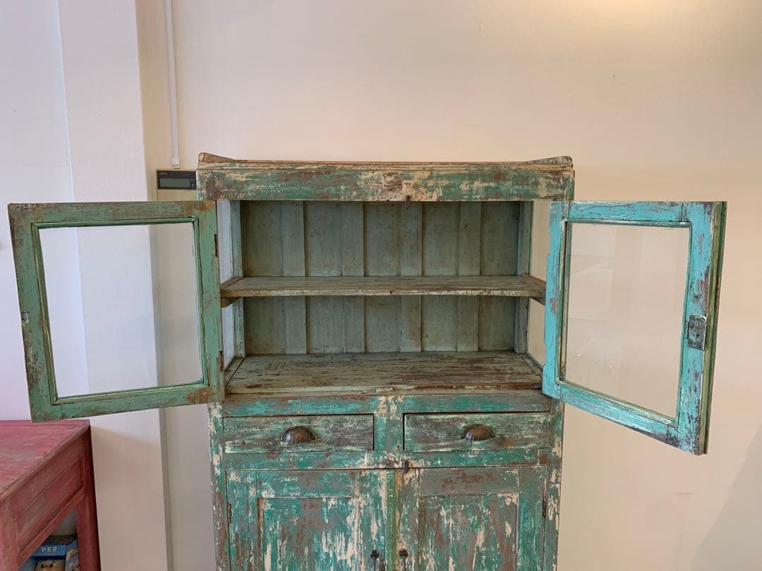アンティークキャビネット 希少カラー　グリーンペイント　年代物　ビンテージ家具