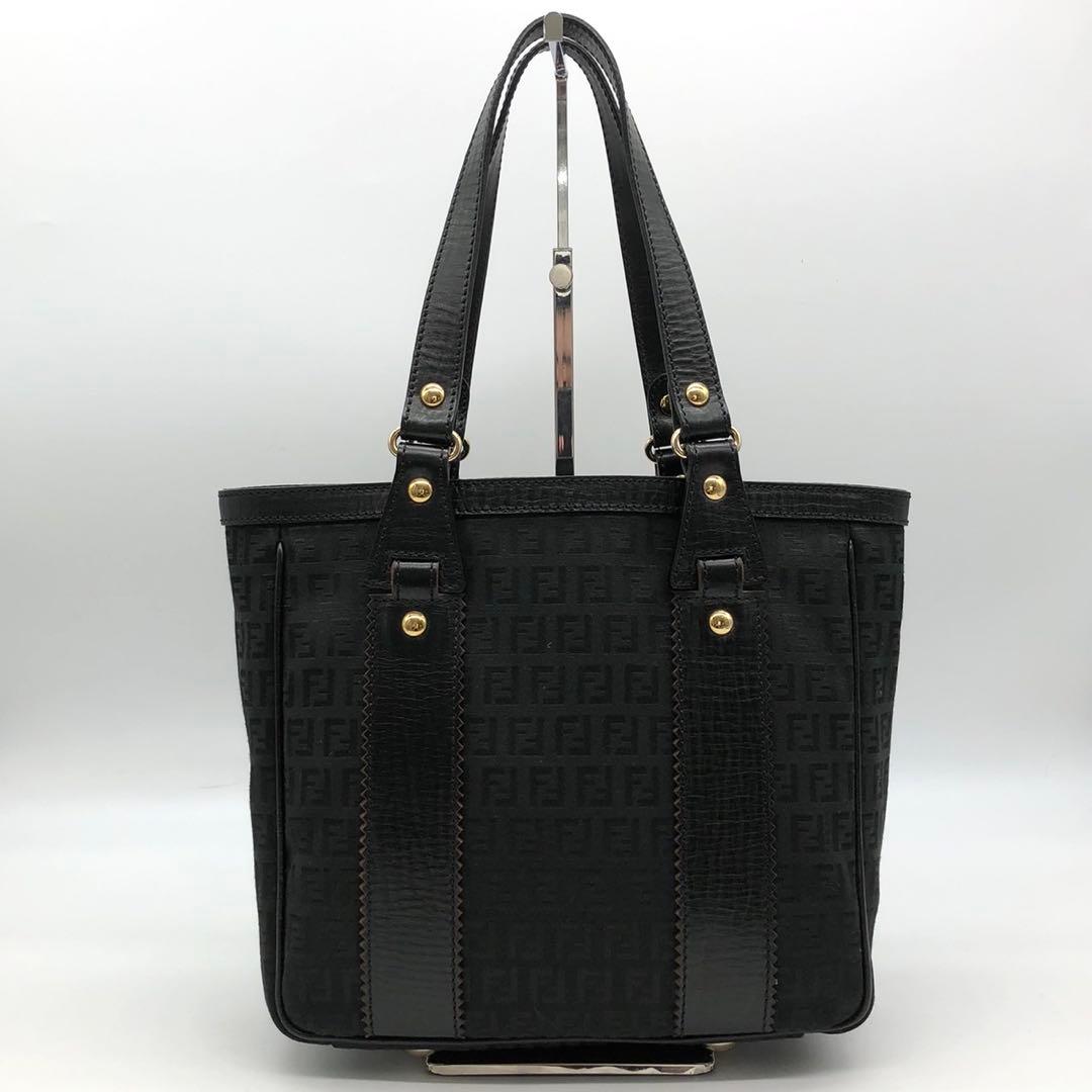 ✨極美品✨フェンディ ハンドバッグ ズッキーノ ロゴ金具 キャンバス レザー 黒