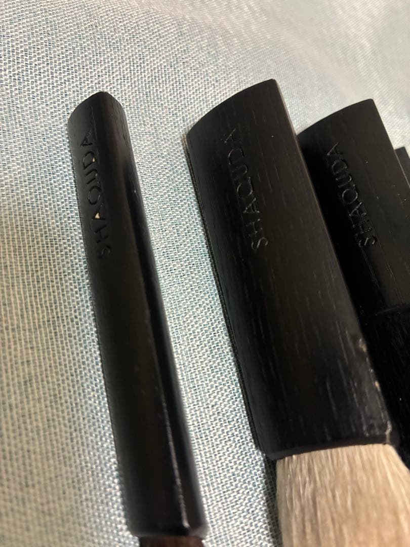 シャクダ メイクブラシ４本ケース付き