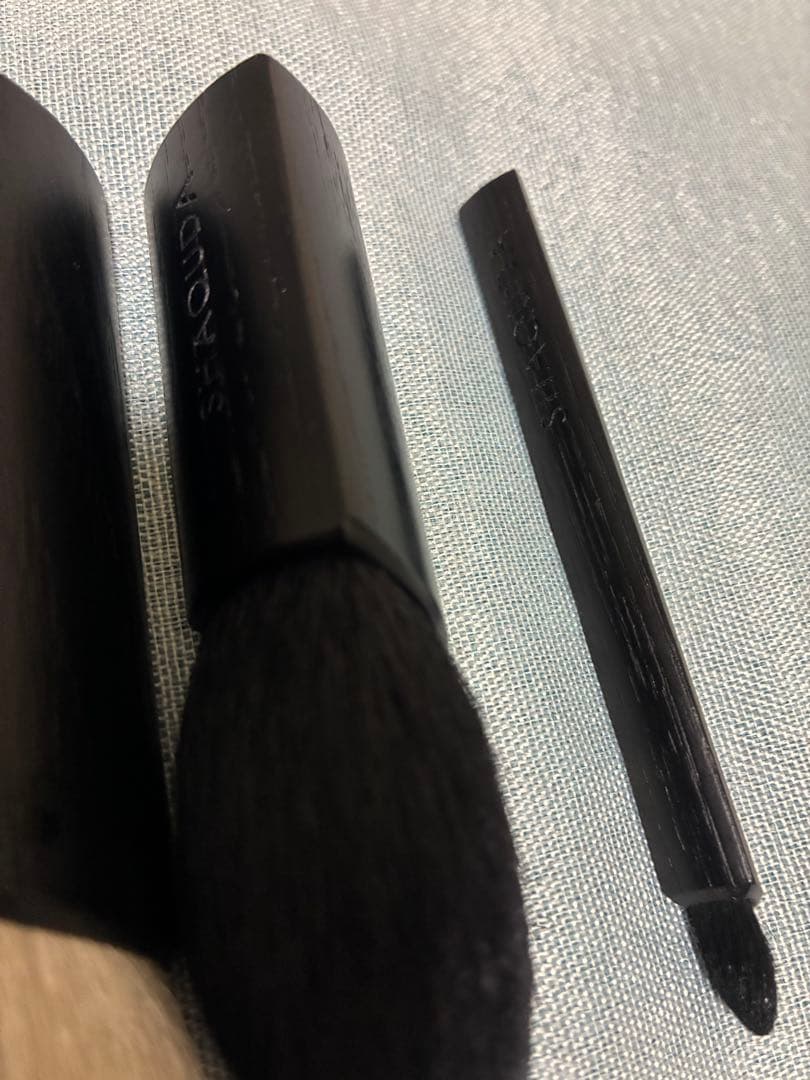 シャクダ メイクブラシ４本ケース付き