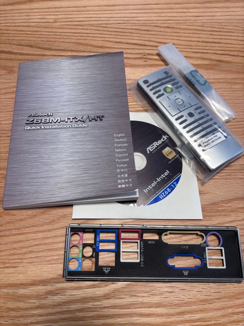 ASRock Z68M-ITX/HT マザーボード + CPU i3 2120T