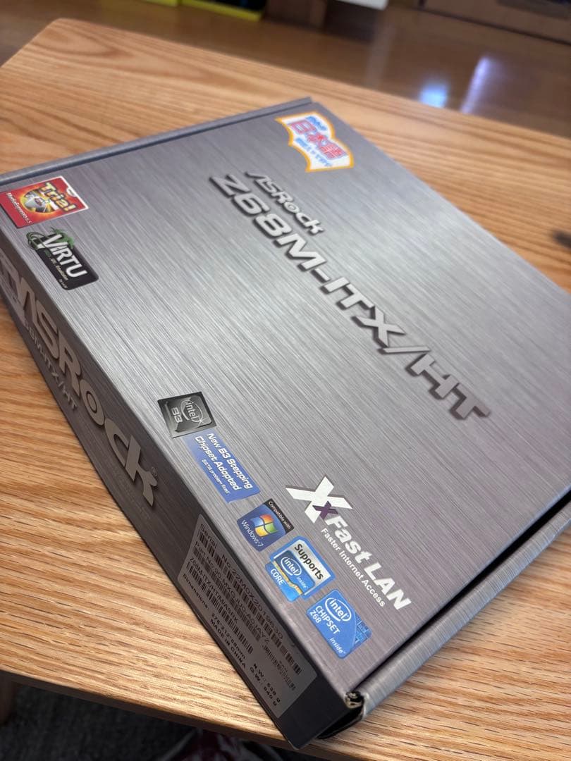 ASRock Z68M-ITX/HT マザーボード + CPU i3 2120T