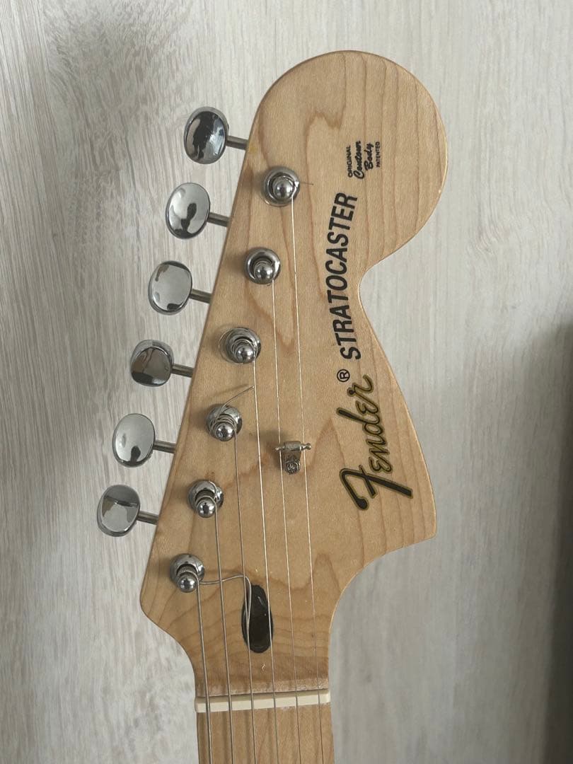 Fender Stratocaster ホワイト（レプリカ）