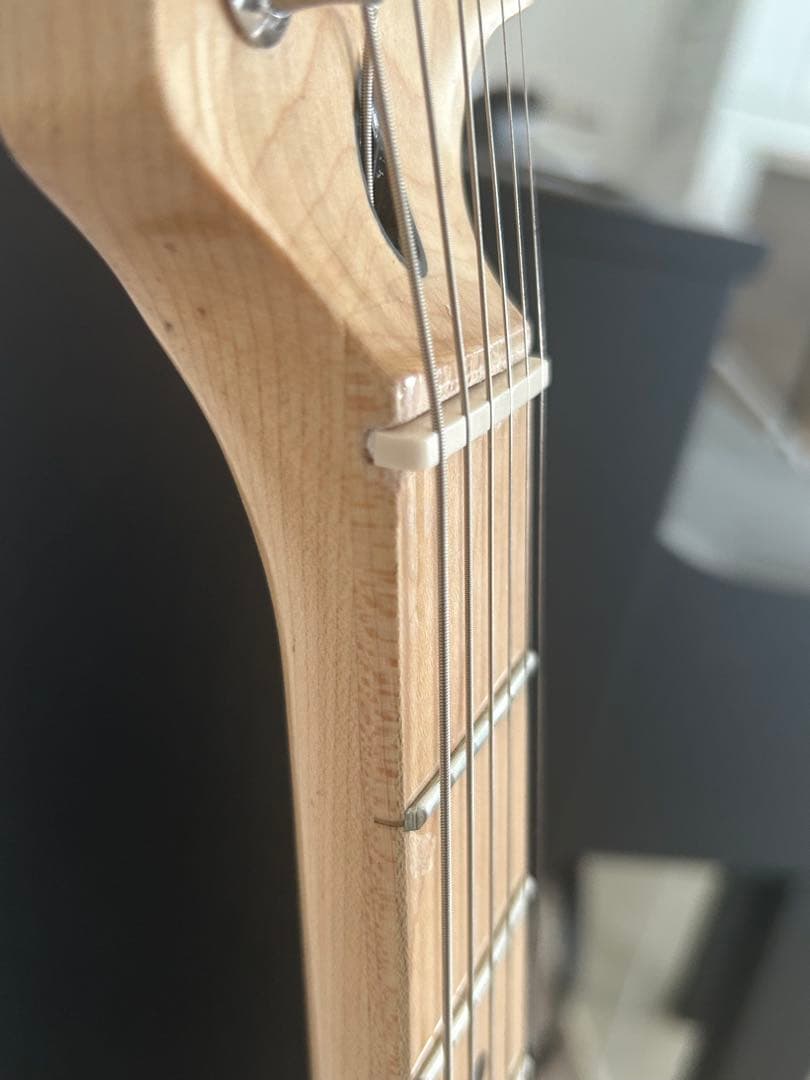 Fender Stratocaster ホワイト（レプリカ）