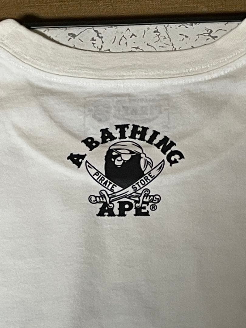 未使用品！APE PIRATE STORE ONE PIECEコラボ T