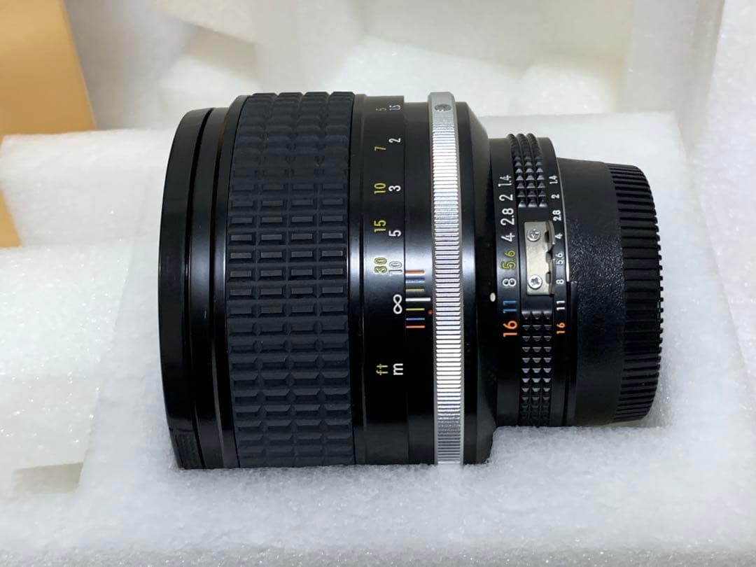 レンズ(単焦点) NIKON 85mm 1:1.4