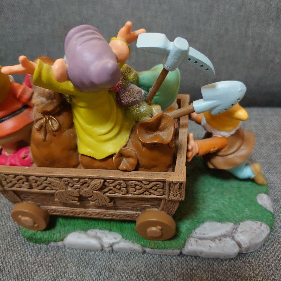 4*i様 ディズニーストア 白雪姫 7人の小人　トロッコ ジュエリースタンド　小