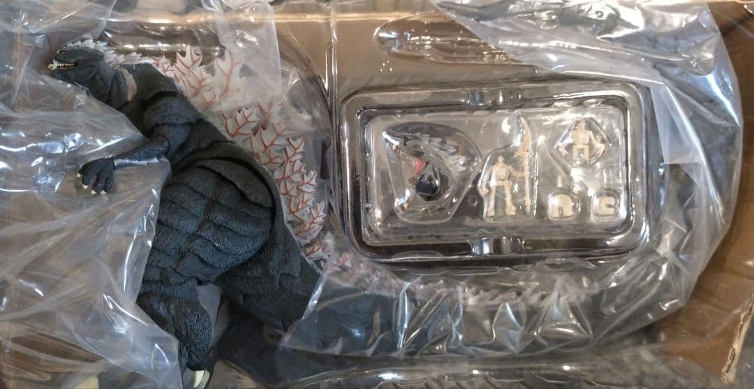 バンダイ S.H.モンスターアーツ ゴジラ ウルティマ　魂web限定