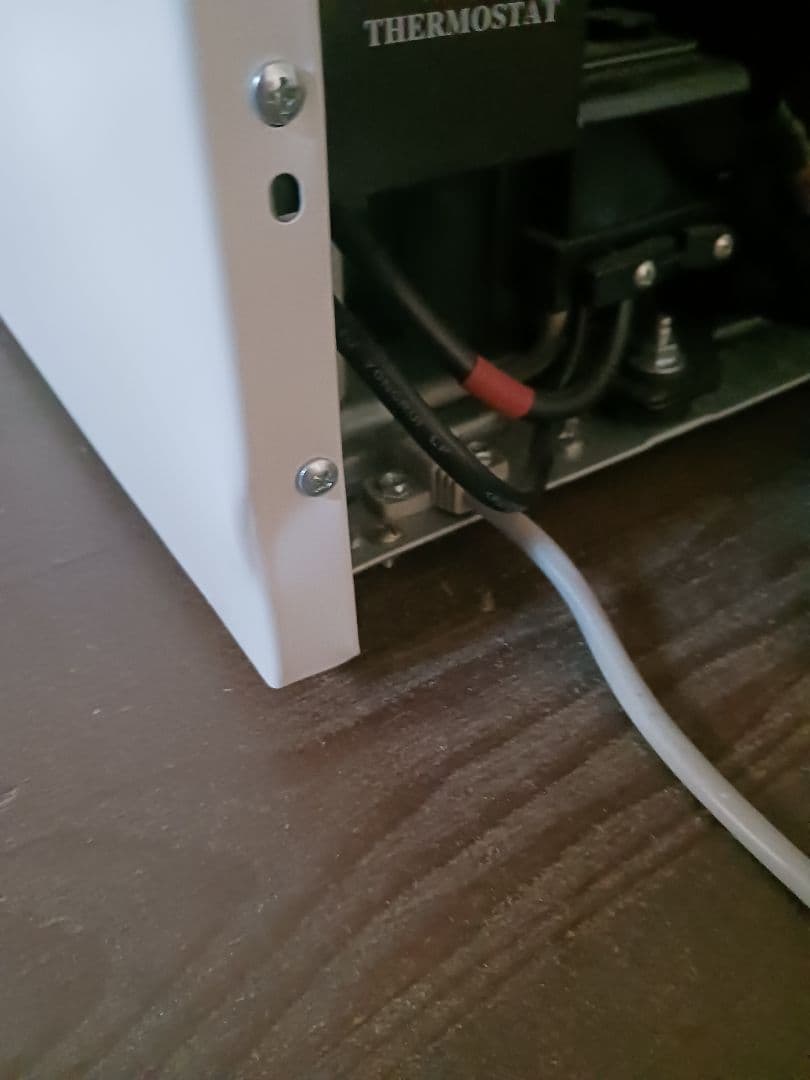 [ マクスゼン ] 2024年製 小型 1ドア冷凍庫 33L 右開き