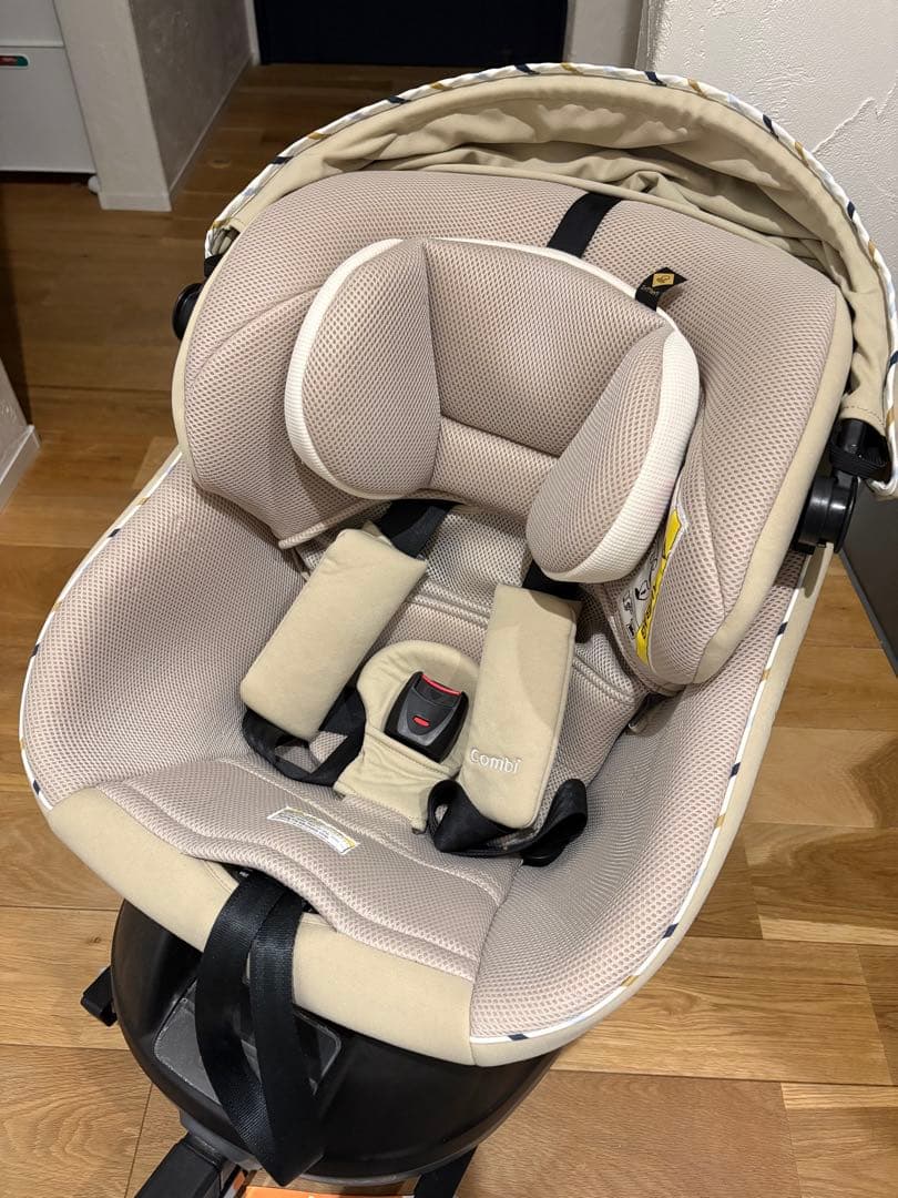 【最終値下げ】combi クルムーヴ チャイルドシート ISOFIX