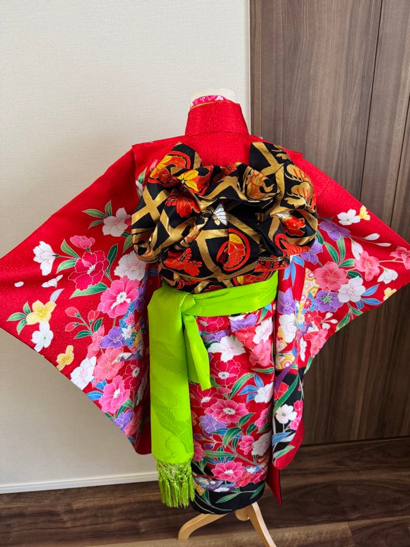 七五三に★赤色着物に熨斗と四季の花々　7歳着物、袋帯のセット