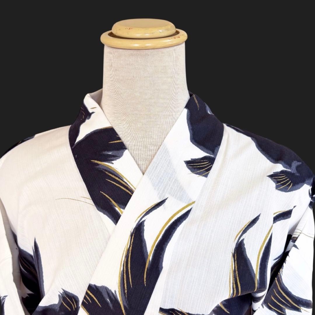 新品浴衣 綿 【白地に黒金魚】可愛い出目金★岡重風★呉服屋さんサンプル品♪