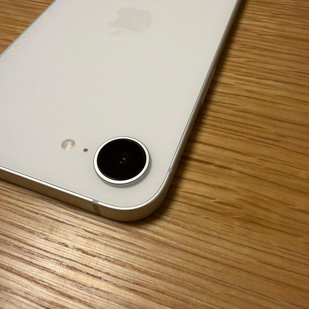 か*ん様 iPhone 16e simフリー