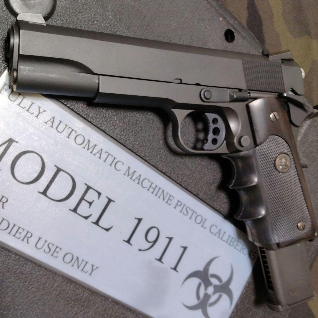 東京マルイ MEU ピストル カスタム バイオハザード　ヴィレッジ風