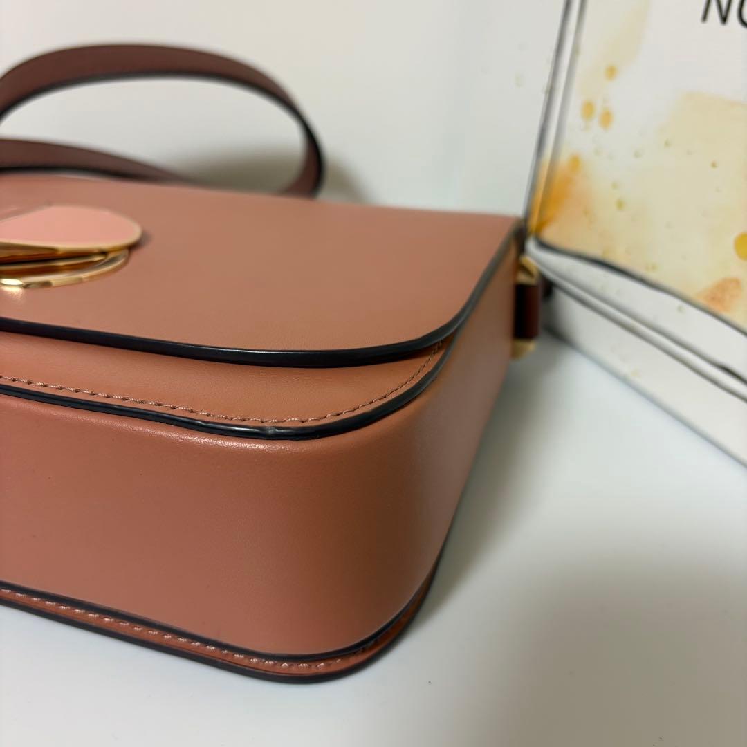 ☆未使用級☆ケイトスペード ショルダーバッグ ニコラ ツイストロック レザー