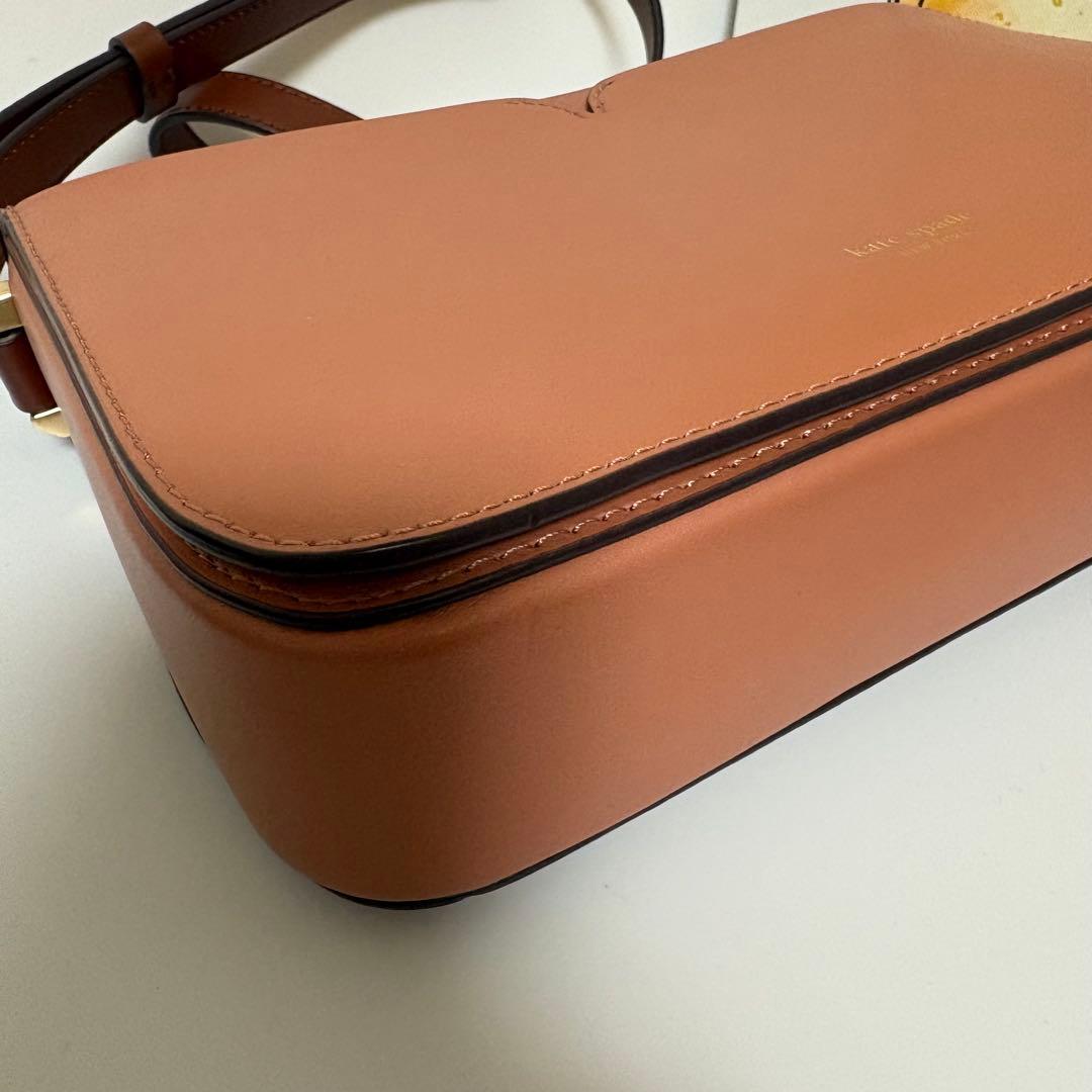 ☆未使用級☆ケイトスペード ショルダーバッグ ニコラ ツイストロック レザー