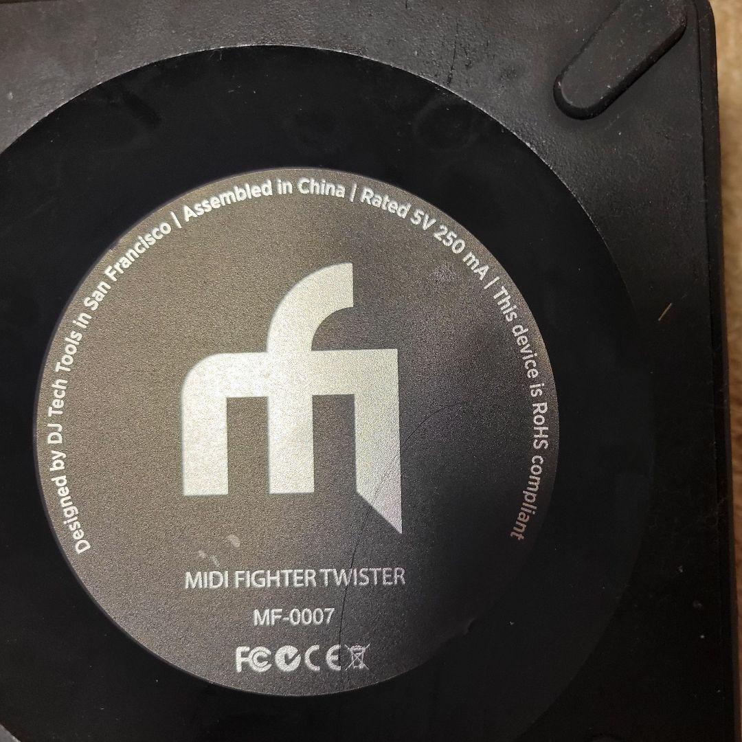 DTM・DAW MIDI FIGHTER TWISTER MF-0007