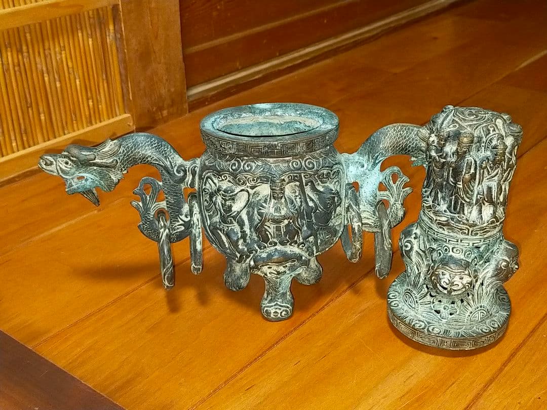 ♥とても古い　銅製　大香炉　在銘　骨董品