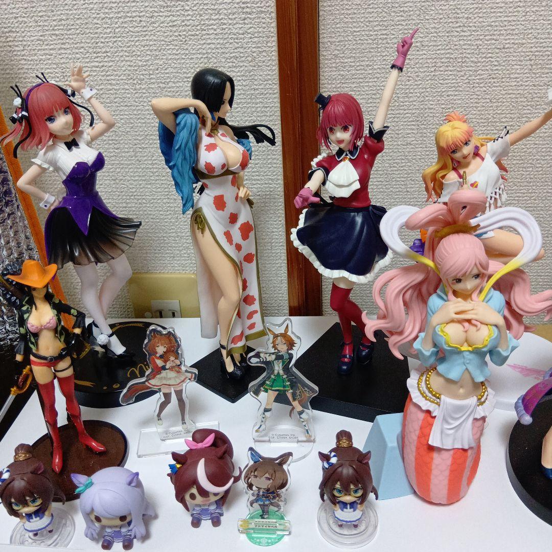 リゼロ美少女フィギュアワンピースウマ娘マクロス他アニメノンジャンルまとめ売り大量