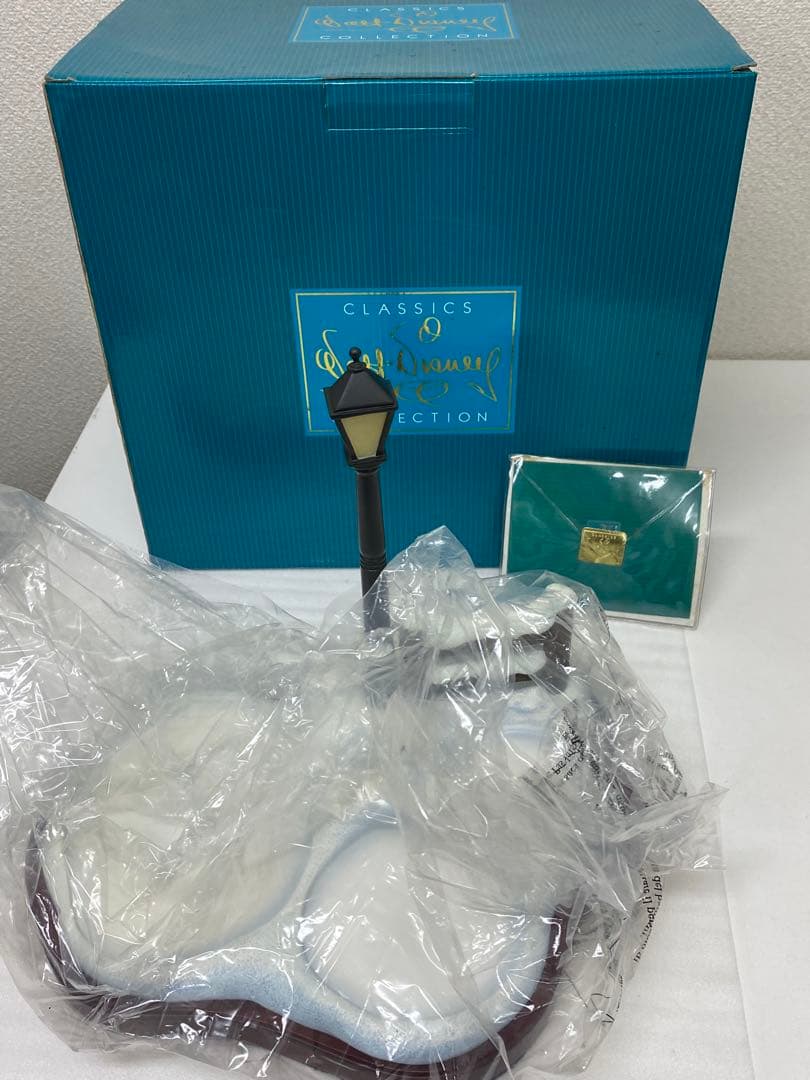 3-2772 ディズニー WDCC フィギュア プルート クリスマス ランプ