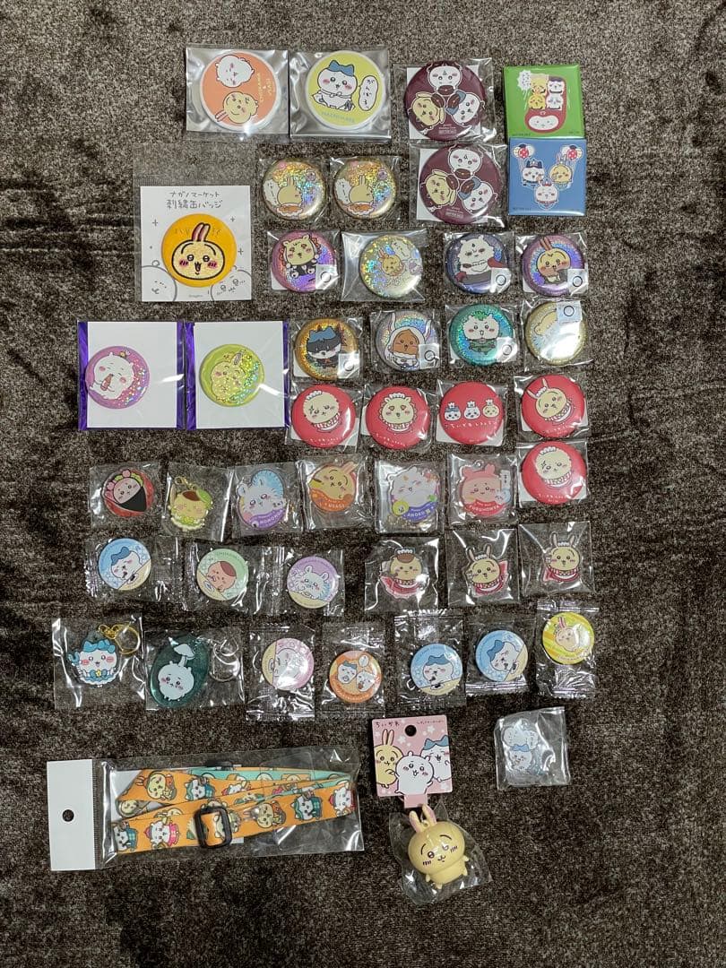 ちいかわヒロアカ缶バッジ　ちいかわゆうえんち