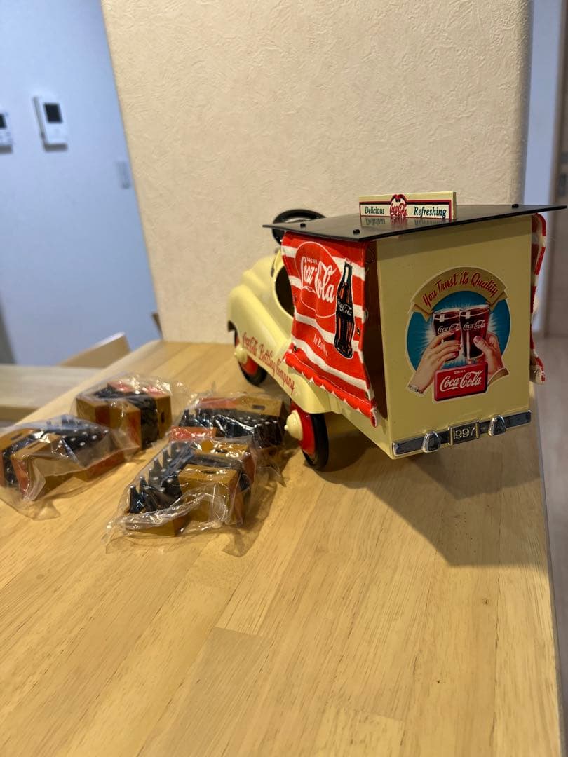 コカコーラデラックスデリトラック 限定版ヴィンテージ 1997 コークス