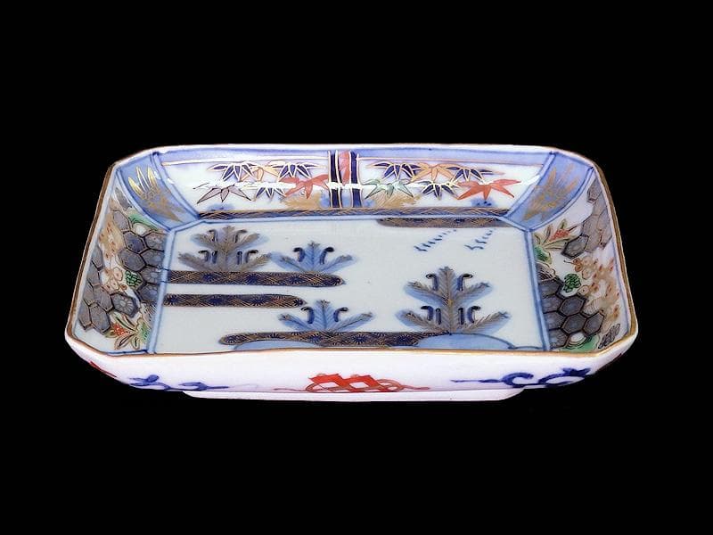 大聖寺伊万里　金襴手　亀甲紋に松竹梅　若松の図　長皿　E375AS-COw