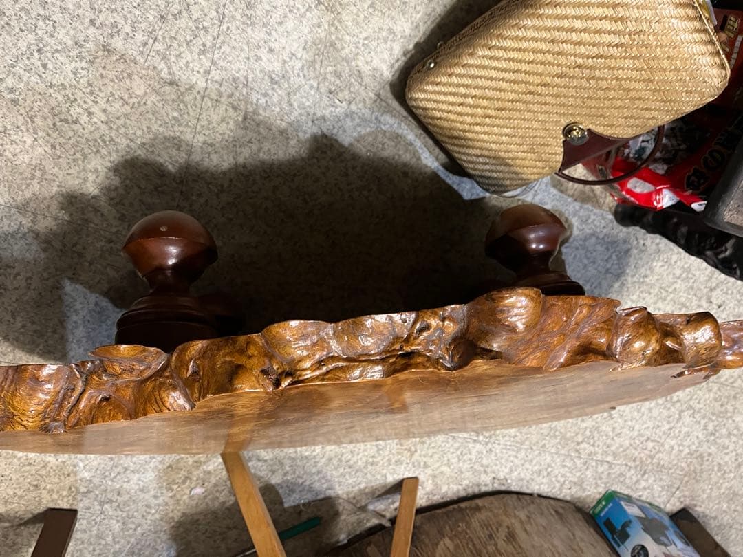 メル82601です 座卓、切り株座卓、一枚板座卓、 一枚板テーブル、切り株