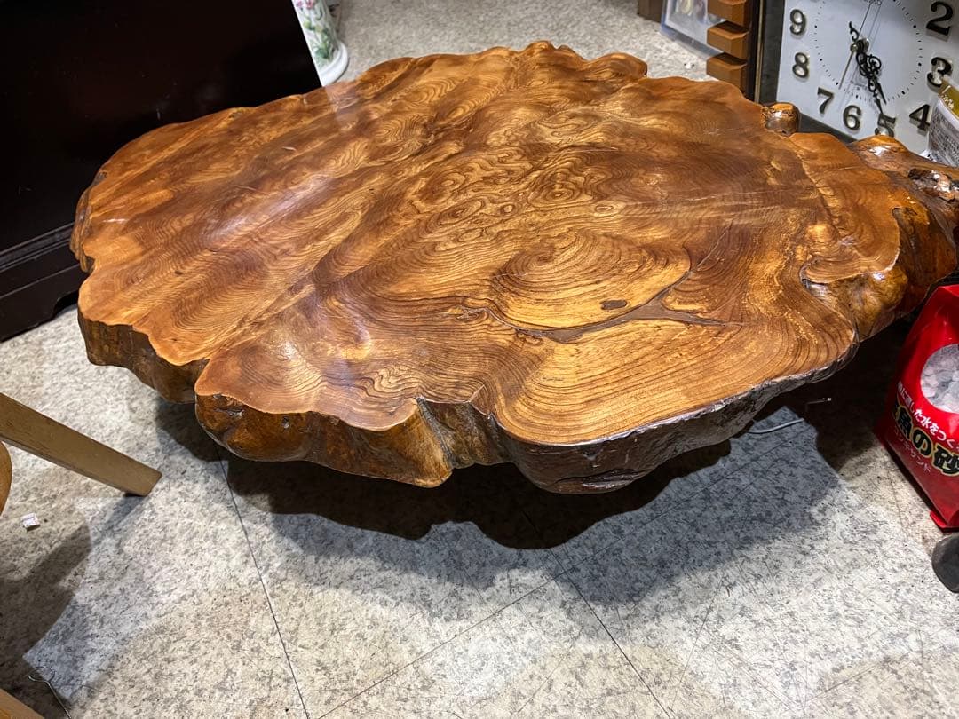 メル82601です 座卓、切り株座卓、一枚板座卓、 一枚板テーブル、切り株