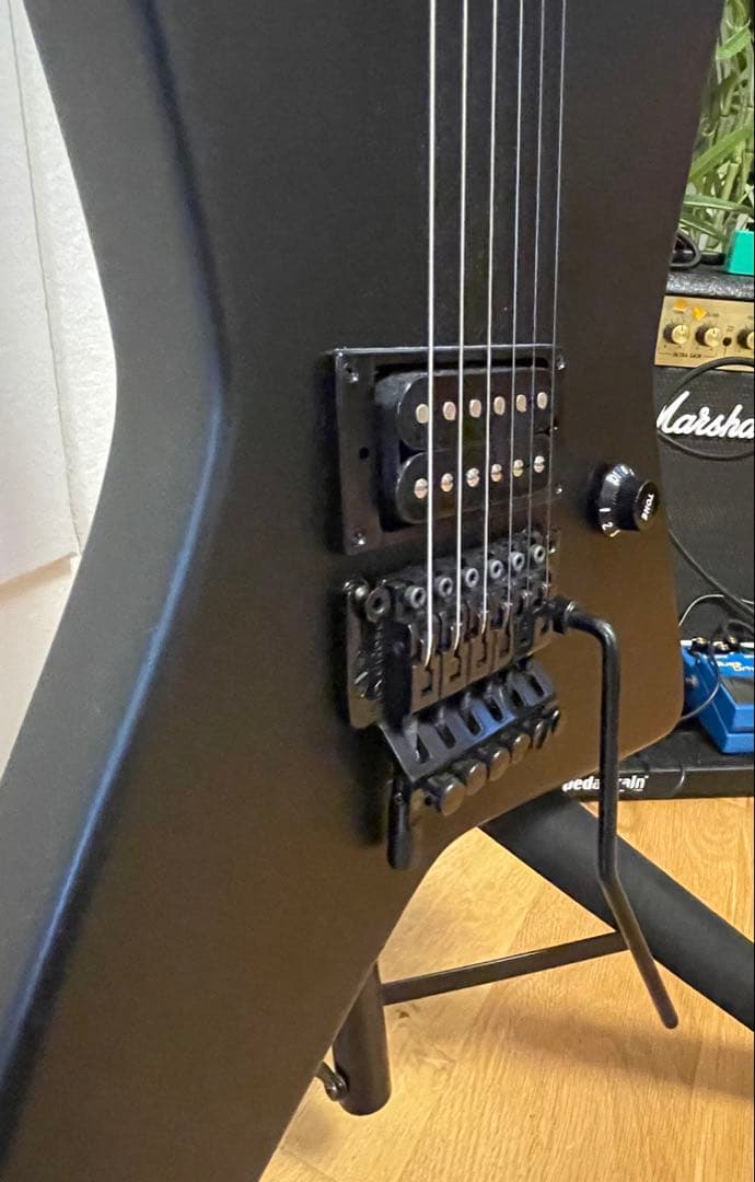 美品 EVH Star Black フロイドローズ／キルスイッチ付