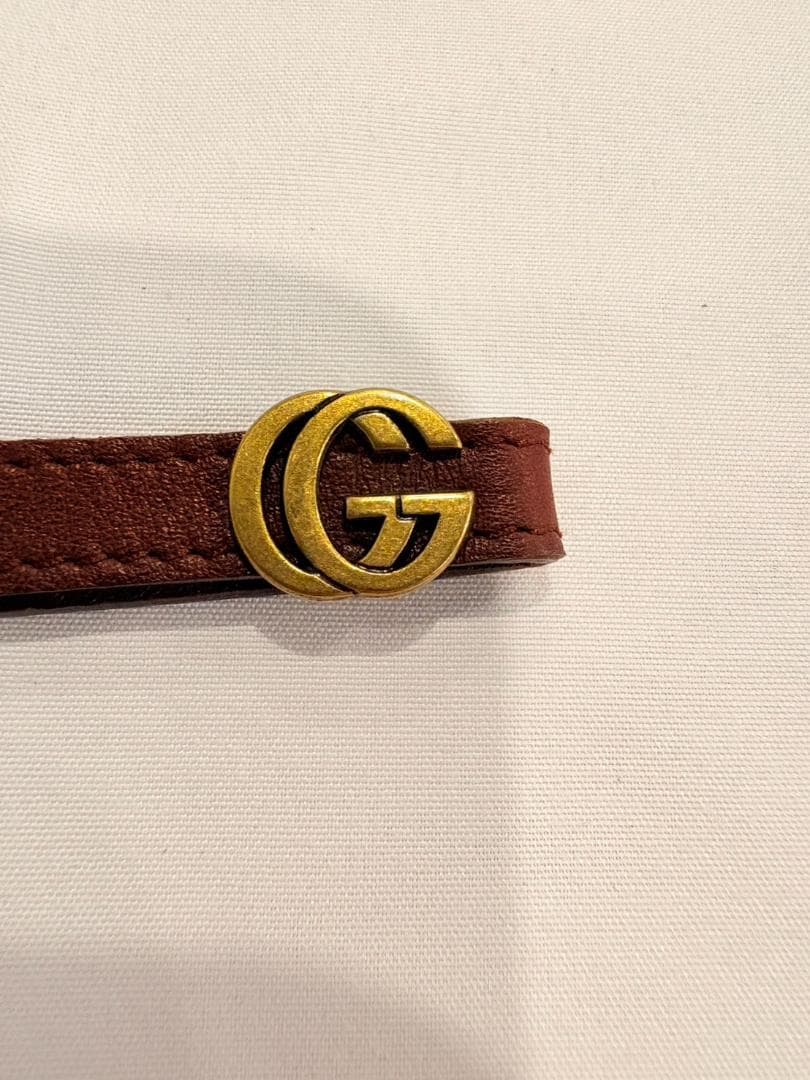 【美品】GUCCI グッチ 携帯ストラップ レザー製