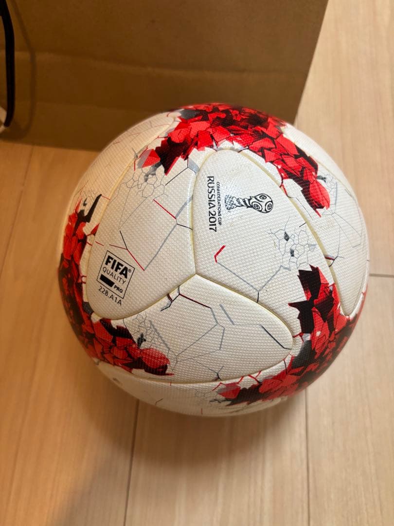 adidas FIFA World Cup 2018 サッカーボール